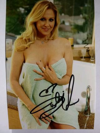 Julia Ann Authentic Hand Signed Autograph 4x6 Photo - Porn Star & Model