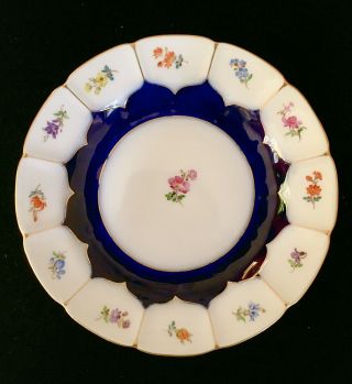 Meissen B Form Dessert/cake Plate 7.  5” Cobalt And Small Flowers 1st Choice