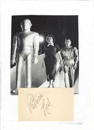 Patricia Neal - The Day The Earth Stood Still - 8x10 B&w Signed,  6 Sm.  Photo 