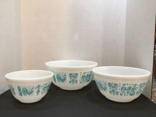 Set Of 3 Vintage Pyrex Amish Butterprint Mixing Bowls Turquoise White Round