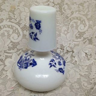 Vintage,  Rare,  Blue Willow 3pc Set Milk Glass Tumble - up 2