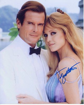 Tanya Roberts Sexy James Bond Girl Signed 8x10 James Bond Photo With