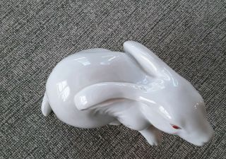 Herend Hand Painted Vintage White Bunny Rabbit Figurine One Front Paw Foot Up