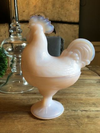 Westmoreland Glass Co Pink/peach Milk Glass Opalescent Rooster Candy Dish W/lid