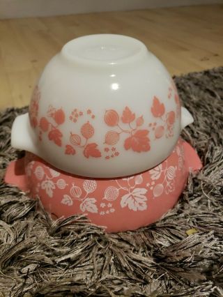 Two Vintage Pink Pyrex Gooseberry Cinderella Bowls 441 & 442 Nesting