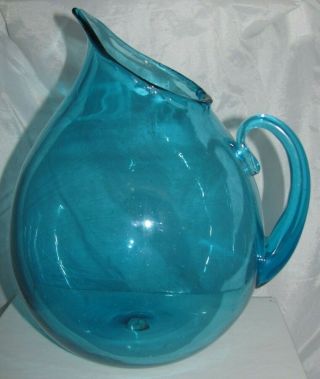 Vtg Possible Blenko Blue Bubbled Hand Blown Glass Carafe Pitcher Vase Mcm 8 3/4 "