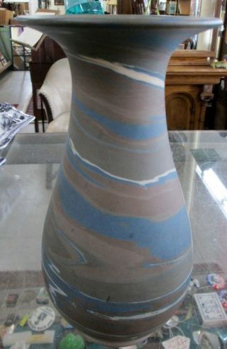 Niloak Pottery Mission Swirl Bulbous Vase With Flared Top 8 3/4 " Tall
