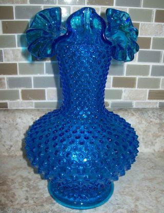Vtg Fenton Glass Vivid Blue Hobnail Vase W Ruffled Edge 10 1/2” Tall