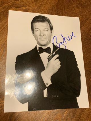 Roger Moore Signed Autographed 8x10 James Bond Actor
