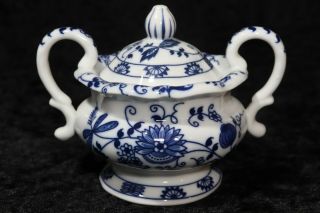Seymour Mann - Vienna Woods Blue Onion Teapot Creamer Sugar Plates Service for 5 8