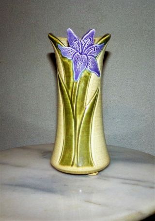 Kathy Smallwood Art Pottery Hibiscus Vase 7 " Tall