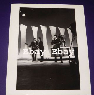 Photo The Beatles 1964 - Ed Sullivan Show Tv Paul Mccartney - John Lennon