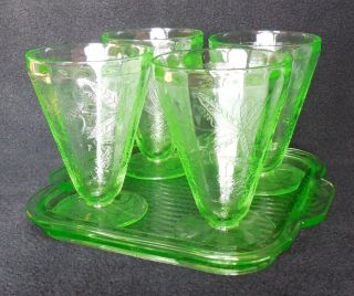 Jeanette Glass Green Poinsettia Tumblers With Tray (rare)
