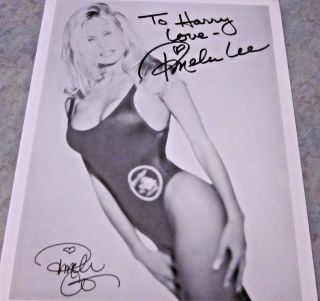 Pamela Lee 8 X 10 Autographed Photo,  Black And White Bay Watch Star