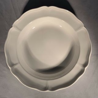 10 Wedgwood of Etruria & Barlatson - ”Queens Shape” - Flat Rim Soup Bowls - 8.  25 