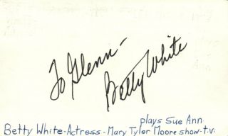 Betty White Actress Mary Tyler Moore Tv Show Autographed Signed Index Card