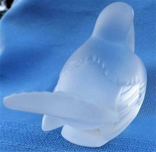 Lalique France Vintage Frosted Crystal Sparrow Head Up Bird Figurine Paper Label 3