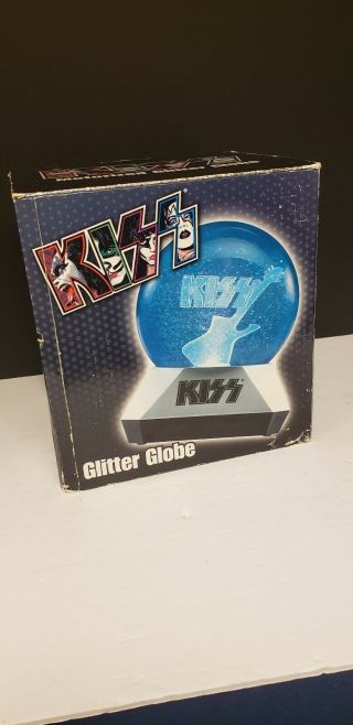Kiss Motorized Glitter Globe - Vintage 2003 - Spencer ' s Exclusive 4