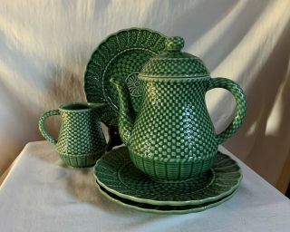 Bordallo Pinheiro Basketweave - Green 5 piece set.  Coffee pot,  creamer,  3 plates. 2