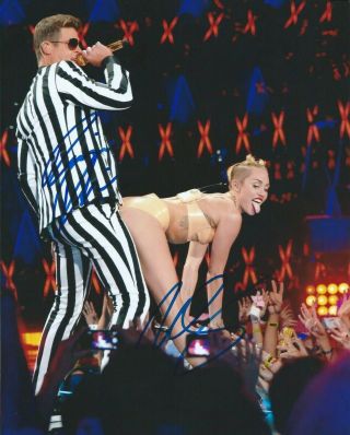 Miley Cyrus / Robin Thicke Autographed 8x10 Photo Signed Reprint