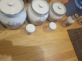 HOME AND GARDEN PARTY USA FLORAL STONEWARE CANISTERS SET OF 4 W/LIDS (RETIRED) 5