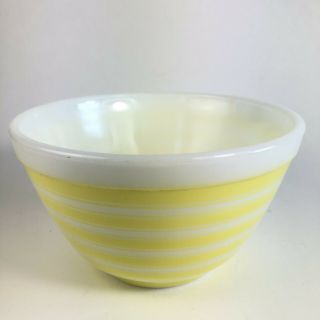 Rare Vintage Pyrex Yellow Stripes Small Mixing Bowl 1.  5 Pt 401 Made In Usa