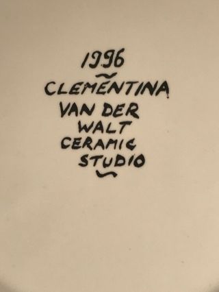1996 CLEMENTINA VAN DER WALT SOUTH AFRICA CERAMIC STUDIO DINNER PLATE 10 