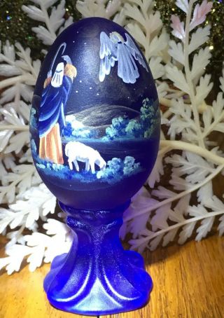 Vtg Fenton Art Glass Hand Painted Pedestal Egg Signed Numbered Blue Christmas