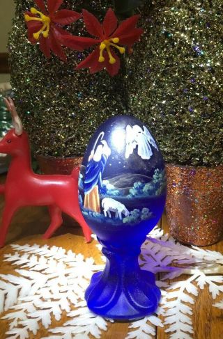 Vtg FENTON Art Glass Hand Painted Pedestal Egg Signed Numbered Blue Christmas 2