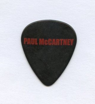 Paul Mccartney Ex Beatles - 2005 Us Concert Tour (red / Black) Guitar Pick