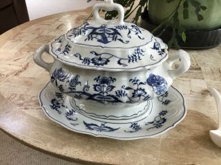 4 Pc Vintage Porcelain Blue Danube Handled Soup Tureen W/ Lid & Underplate Ladle