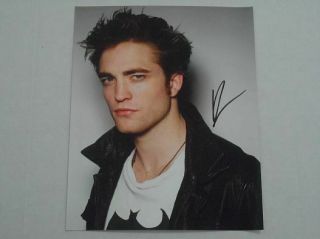 Robert Pattinson 8x10 Signed Photo Autographed - " King "