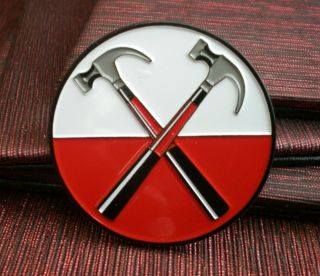 Marching Hammers Pink Floyd Official Pin / Badge Collectable 666