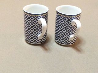 Casual Victoria & Beale Williamsburg Mug Set Of 2 Mugs Blue White Porcelain
