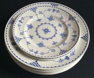 Set Of 7 Franciscan Blue Denmark 5 Dinner Plates 10 - 1/8 " And 2 Lunch Plates 8”