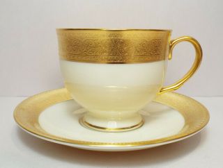 Lenox Westchester Cup And Saucer Perfect Presidential Gold Encrusted Band