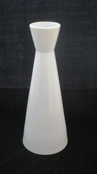 Ikebana Porcelain White Mid - Century Modern Vase By Toyo Of Japan