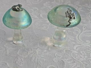 Heron Glass Two Green Mushrooms with Pewter Frogs - Gift Box - Made in UK 2