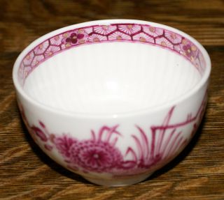 Rare 18th Century Meissen Puce Rib Molded Tea Bowl Marcolini Period