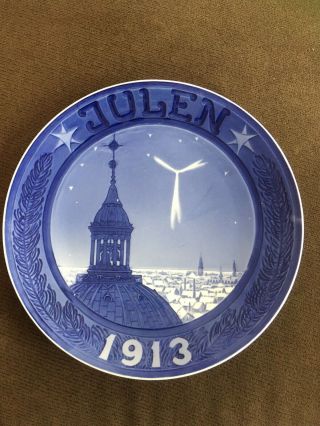 Early Blue & White Royal Copenhagen Denmark Christmas Plate 1913