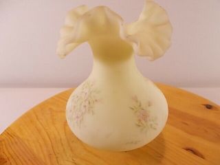 Fenton Signed Light Green Vase Wavy Or Fluted Top Hand Painted 6 - 1/2 "