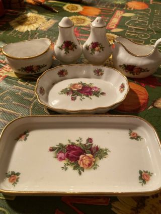 Old Country Roses Royal Albert Sugar/salt &pepper Shaker,  Small Dishes