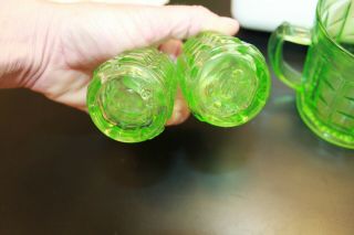 Depression Glass green - squared look sugar jar and salt and pepper shakers 4