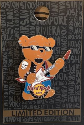 0Hard Rock Cafe ORLANDO 2019 Cool Teddy Bear Playing Guitar PIN on CARD LE 300 2