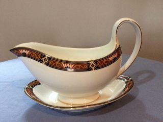 Wedgwood Chippendale Bone China Gravy Boat And Underplate Ca 1991