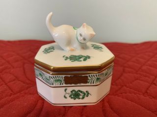 Herend Green Floral Cat Octagon Trinket Box Porcelain Hand Painted Hungary