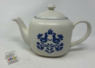 Pfaltzgraff " Yorktowne " Usa Oval Tea Pot With Birds - Unique,  Hard To Find,