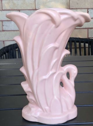 Vintage Matte Pink Mccoy Pottery Swan Vase Art Deco
