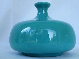 Jaru Pottery Low Fat Vase Turquoise Aqua Mid - Century Modernist Design Raymor Era