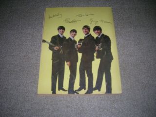 VINTAGE 1964 THE BEATLES OFFICIAL COLORING BOOK W/ BLACK & WHITE PHOTOS 2